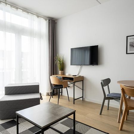 Rentplanet - Apartamenty Zarembowicza Wrocław Exterior foto