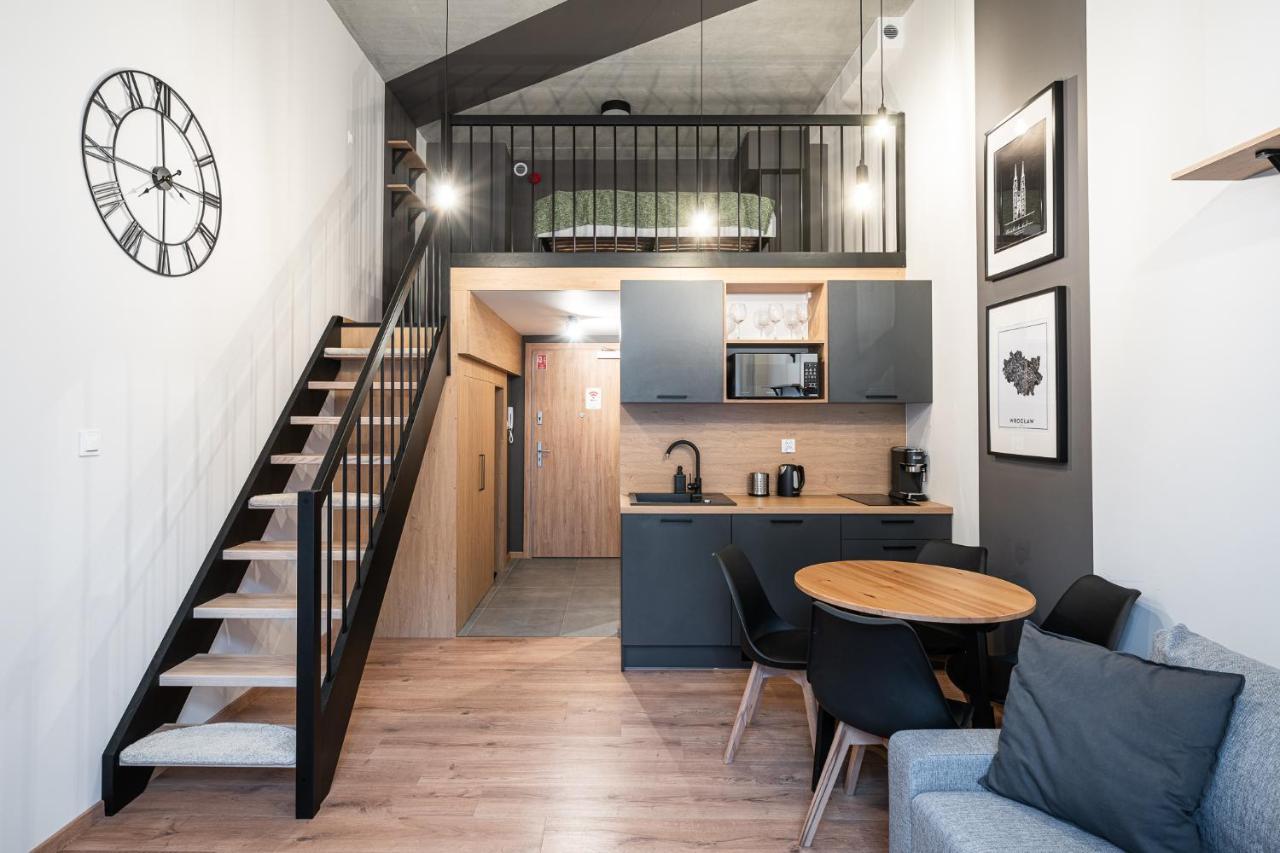 Rentplanet - Apartamenty Zarembowicza Wrocław Exterior foto