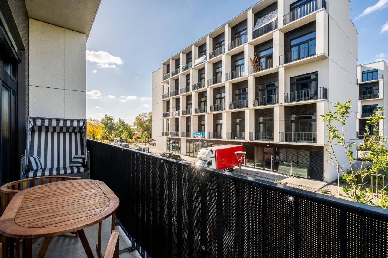 Rentplanet - Apartamenty Zarembowicza Wrocław Exterior foto